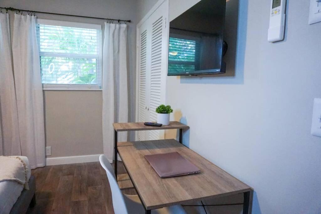 The Beach House At Seascape Steps From The Beach, Marina And Shops! West Palm Beach Extérieur photo