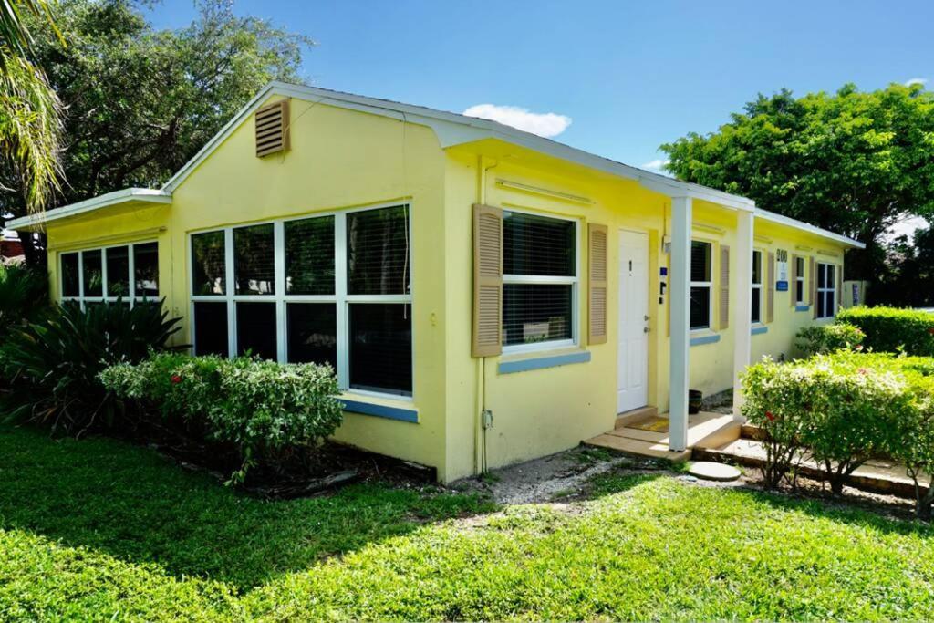 The Beach House At Seascape Steps From The Beach, Marina And Shops! West Palm Beach Extérieur photo